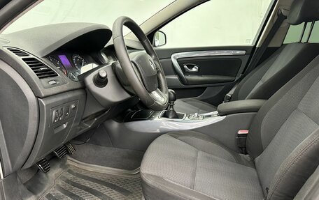 Renault Laguna III рестайлинг, 2009 год, 660 000 рублей, 10 фотография