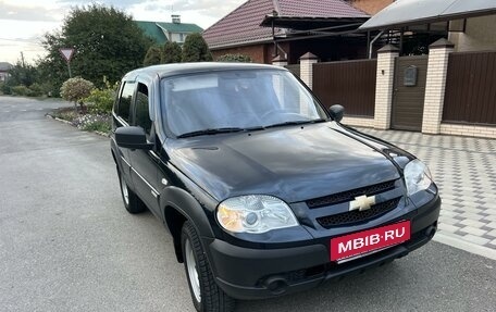 Chevrolet Niva I рестайлинг, 2013 год, 597 000 рублей, 3 фотография