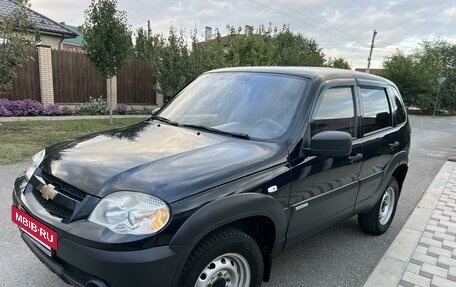 Chevrolet Niva I рестайлинг, 2013 год, 597 000 рублей, 5 фотография