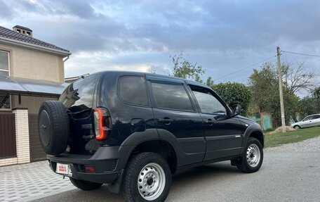 Chevrolet Niva I рестайлинг, 2013 год, 597 000 рублей, 9 фотография