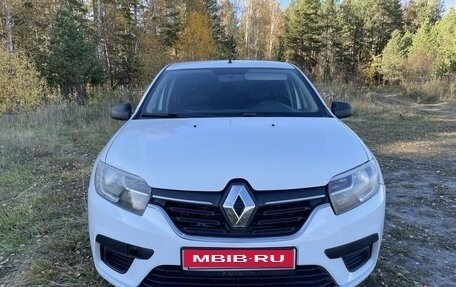 Renault Logan II, 2019 год, 550 000 рублей, 2 фотография