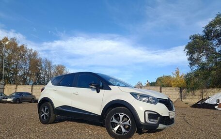 Renault Kaptur I рестайлинг, 2019 год, 1 550 000 рублей, 11 фотография