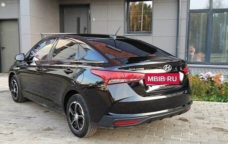 Hyundai Solaris II рестайлинг, 2020 год, 1 850 000 рублей, 2 фотография