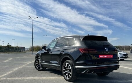 Volkswagen Touareg III, 2019 год, 6 200 000 рублей, 3 фотография