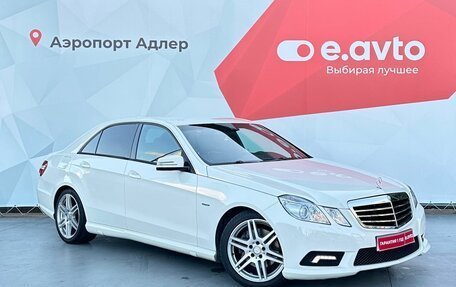 Mercedes-Benz E-Класс, 2011 год, 1 890 000 рублей, 3 фотография