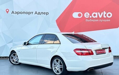 Mercedes-Benz E-Класс, 2011 год, 1 890 000 рублей, 6 фотография