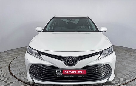 Toyota Camry, 2019 год, 3 198 000 рублей, 2 фотография