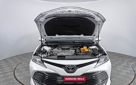 Toyota Camry, 2019 год, 3 198 000 рублей, 9 фотография