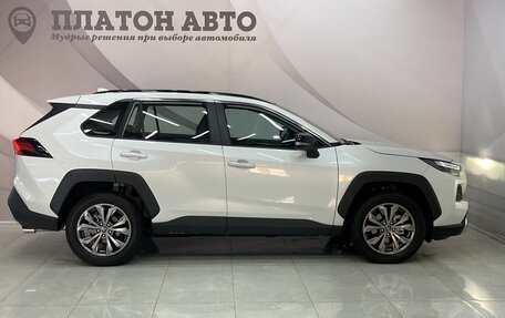 Toyota RAV4, 2024 год, 4 450 000 рублей, 4 фотография