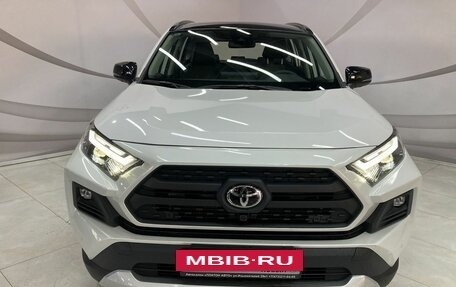 Toyota RAV4, 2024 год, 4 450 000 рублей, 2 фотография