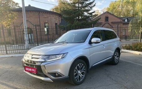 Mitsubishi Outlander III рестайлинг 3, 2018 год, 2 150 000 рублей, 1 фотография