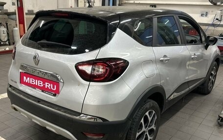 Renault Kaptur I рестайлинг, 2017 год, 1 347 000 рублей, 10 фотография