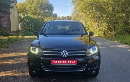 Volkswagen Touareg III, 2012 год, 2 600 000 рублей, 1 фотография