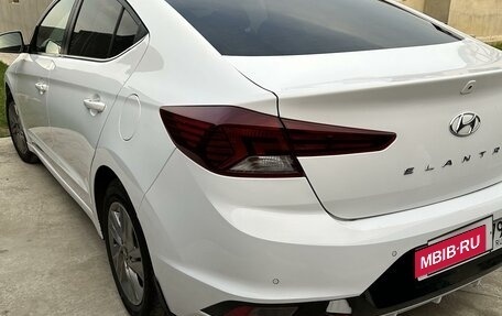 Hyundai Elantra VI рестайлинг, 2019 год, 1 495 000 рублей, 4 фотография