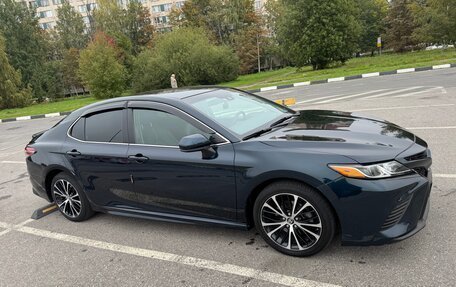 Toyota Camry, 2018 год, 2 499 000 рублей, 3 фотография