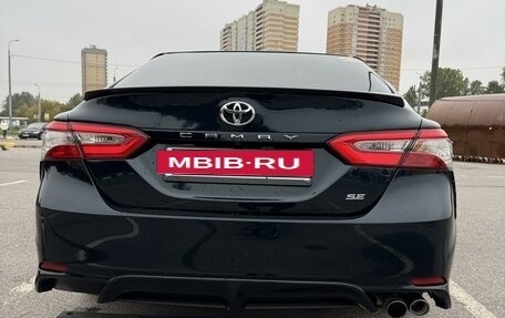 Toyota Camry, 2018 год, 2 499 000 рублей, 7 фотография