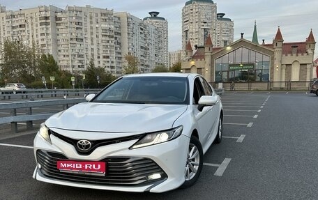 Toyota Camry, 2020 год, 2 080 000 рублей, 1 фотография