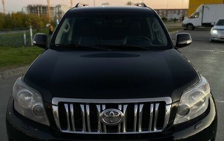 Toyota Land Cruiser Prado 150 рестайлинг 2, 2010 год, 3 400 000 рублей, 3 фотография