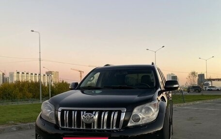 Toyota Land Cruiser Prado 150 рестайлинг 2, 2010 год, 3 400 000 рублей, 4 фотография