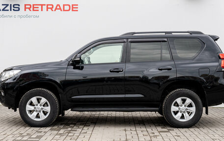 Toyota Land Cruiser Prado 150 рестайлинг 2, 2017 год, 3 819 000 рублей, 4 фотография