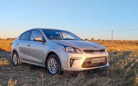 KIA Rio IV, 2018 год, 1 600 000 рублей, 2 фотография