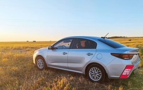 KIA Rio IV, 2018 год, 1 600 000 рублей, 4 фотография