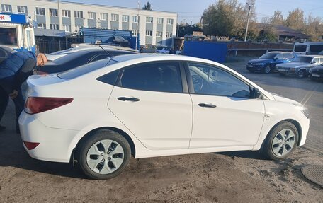 Hyundai Solaris II рестайлинг, 2016 год, 950 000 рублей, 7 фотография