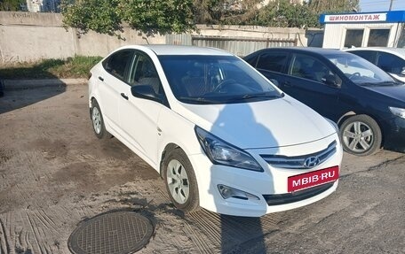 Hyundai Solaris II рестайлинг, 2016 год, 950 000 рублей, 6 фотография