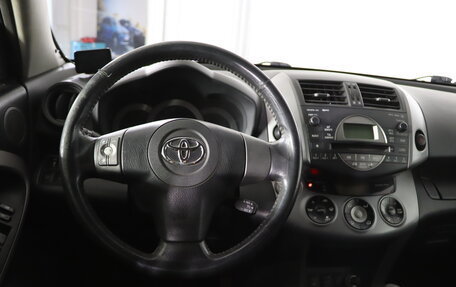 Toyota RAV4, 2006 год, 999 990 рублей, 10 фотография