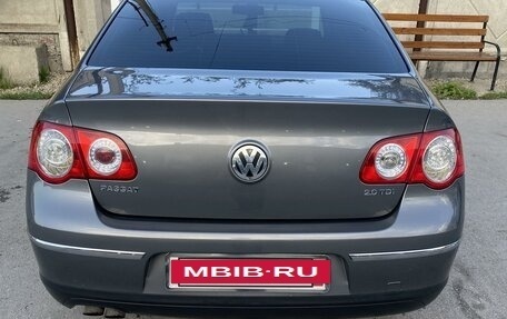 Volkswagen Passat B6, 2005 год, 850 000 рублей, 12 фотография