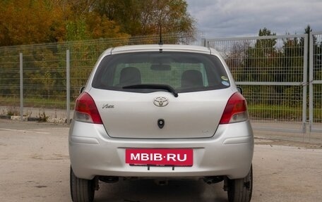 Toyota Vitz, 2008 год, 730 000 рублей, 16 фотография