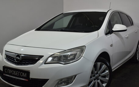 Opel Astra J, 2011 год, 659 000 рублей, 3 фотография