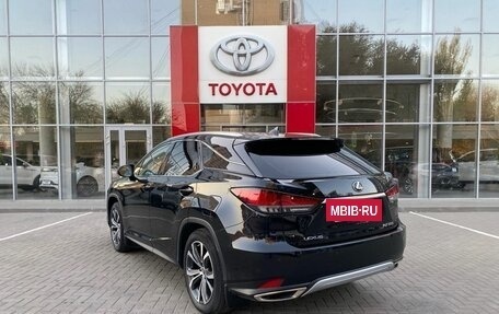 Lexus RX IV рестайлинг, 2019 год, 6 200 000 рублей, 7 фотография