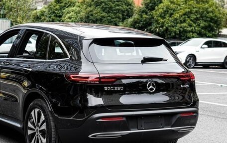 Mercedes-Benz EQC, 2020 год, 4 100 000 рублей, 8 фотография