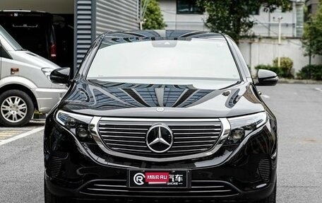 Mercedes-Benz EQC, 2020 год, 4 100 000 рублей, 3 фотография