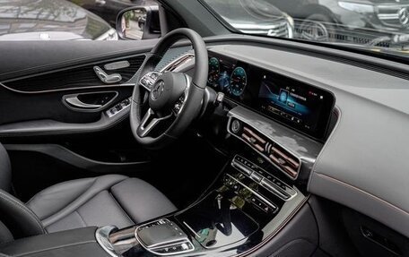 Mercedes-Benz EQC, 2020 год, 4 100 000 рублей, 19 фотография