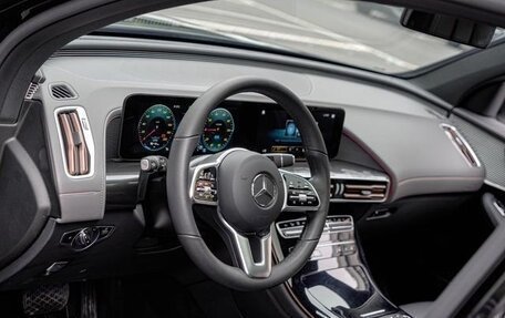 Mercedes-Benz EQC, 2020 год, 4 100 000 рублей, 16 фотография