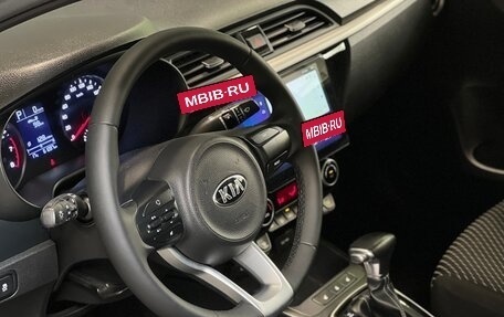 KIA Rio IV, 2018 год, 1 595 000 рублей, 10 фотография