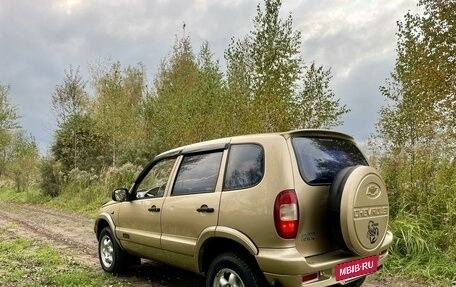 Chevrolet Niva I рестайлинг, 2005 год, 390 000 рублей, 2 фотография