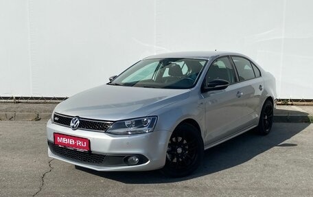 Volkswagen Jetta VI, 2013 год, 1 170 000 рублей, 1 фотография