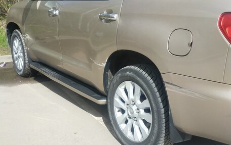 Toyota Sequoia II рестайлинг, 2008 год, 2 850 000 рублей, 15 фотография