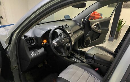 Toyota RAV4, 2005 год, 1 349 000 рублей, 6 фотография