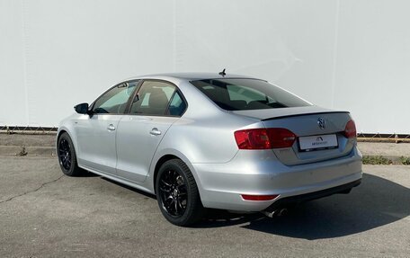 Volkswagen Jetta VI, 2013 год, 1 170 000 рублей, 4 фотография