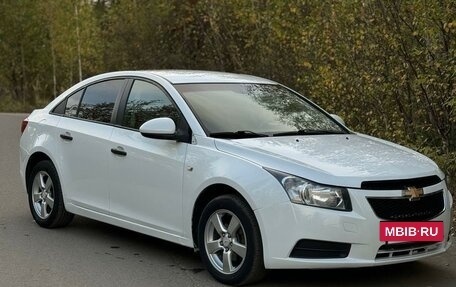 Chevrolet Cruze II, 2011 год, 705 000 рублей, 8 фотография