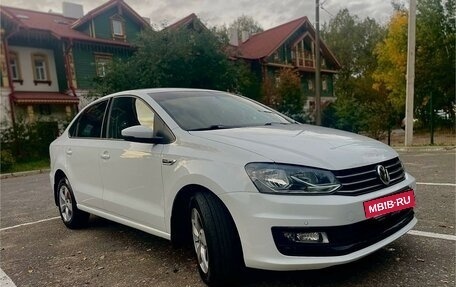 Volkswagen Polo VI (EU Market), 2018 год, 1 335 000 рублей, 3 фотография