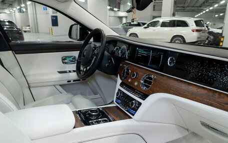 Rolls-Royce Ghost Series II рестайлинг, 2021 год, 34 390 000 рублей, 17 фотография