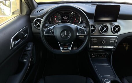 Mercedes-Benz GLA, 2017 год, 3 500 000 рублей, 11 фотография