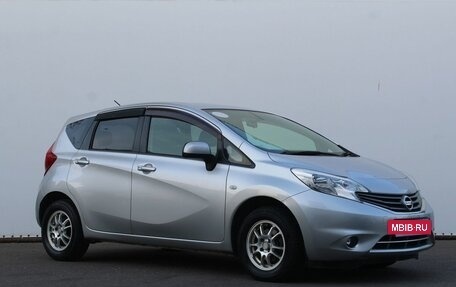 Nissan Note II рестайлинг, 2013 год, 700 000 рублей, 3 фотография