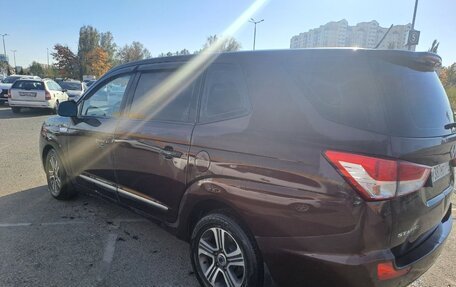 SsangYong Stavic, 2014 год, 1 530 000 рублей, 7 фотография