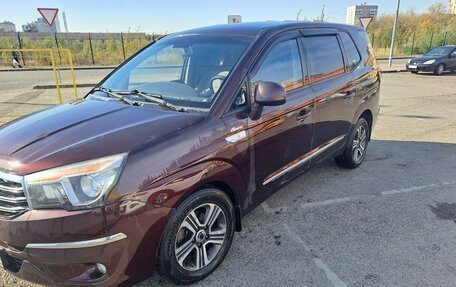 SsangYong Stavic, 2014 год, 1 530 000 рублей, 2 фотография